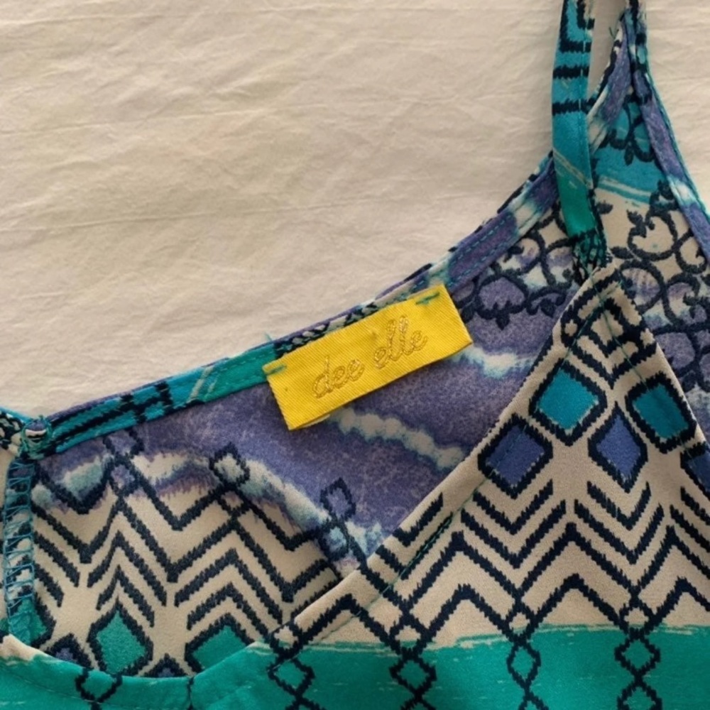 Top - Picture 4 of 4